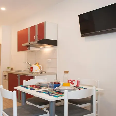 Apartamento Dionis Unesco Luxury Split