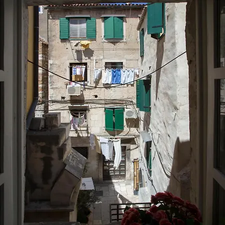 Dionis Unesco Luxury